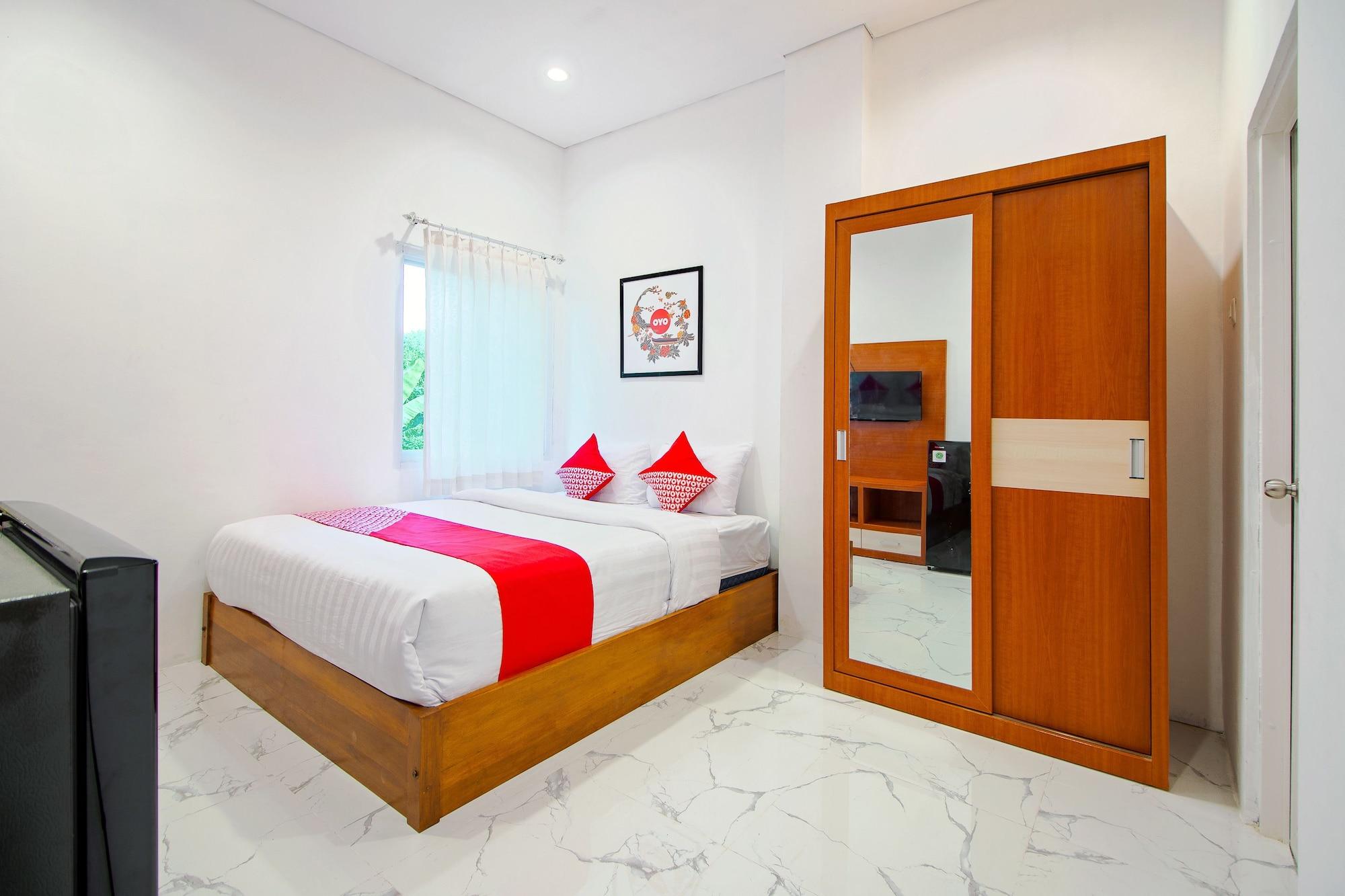 Super Oyo 13I9 88 Exclusive Guesthouse Kejayan Exterior photo