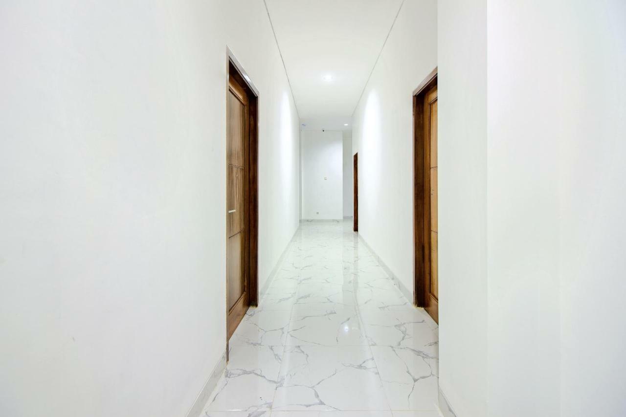 Super Oyo 13I9 88 Exclusive Guesthouse Kejayan Exterior photo