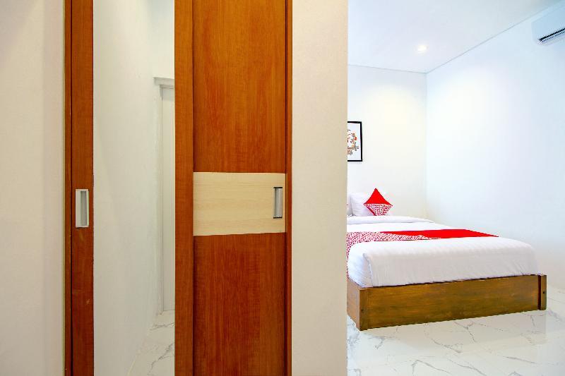 Super Oyo 13I9 88 Exclusive Guesthouse Kejayan Exterior photo